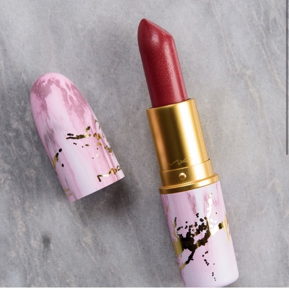 NWT MAC Cosmetics Lipstick Natural Born Leader